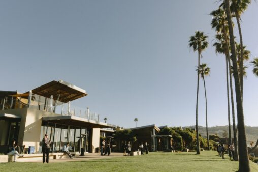 photo exterior daytime